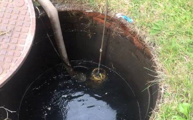 Skuteczne Oczyszczanie Studzienek z Osadów i Piachu