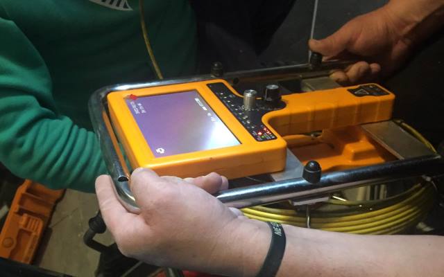 Diagnostyka systemów kanalizacyjnych kamerą do lokalizacji usterek