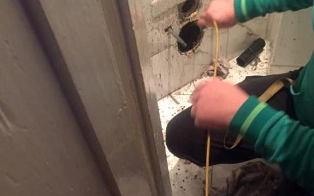 Inspekcja i monitoring rur kanalizacyjnych kamerą