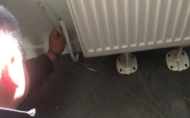 Kompleksowy montaż i podłączenie nowego grzejnika